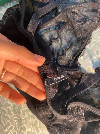 Dos tops (negro y verde)