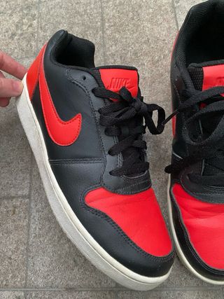 Tênis Nike Ebernon Low Preto e Vermelho