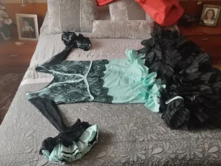 Vestido de gitana negro y turquesa