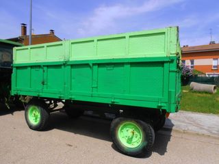 REMOLQUE AGRICOLA 6 Tn. 1978
