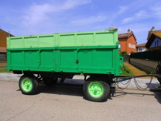 REMOLQUE AGRICOLA 6 Tn. 1978