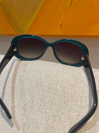 Gafas de sol Cartier negras y multicolor