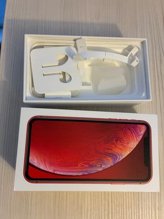 iPhone XR 64GB Rojo con Caja Original