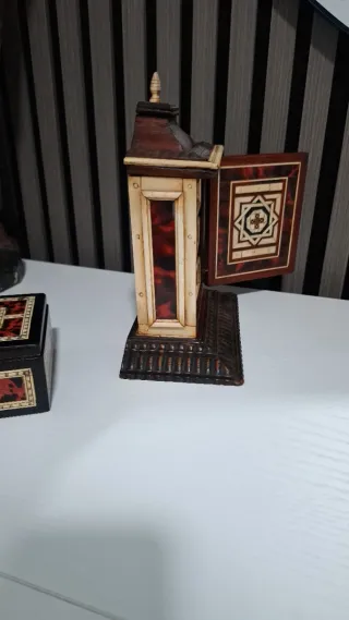 Ultimo precio Bonito bargueñito de madera y hueso