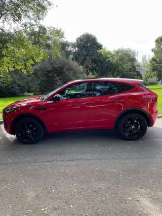 Jaguar F-Pace 2017