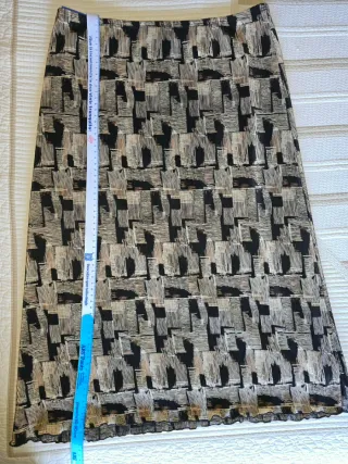 Falda midi estampada mujer