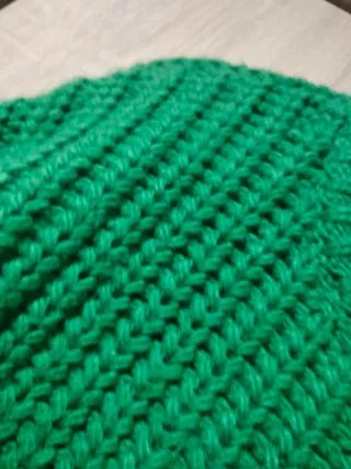 Jersey verde punto oversize cortito manga larga