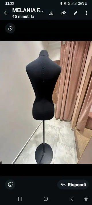 Manichino nero per abiti da sposa e cerimonia