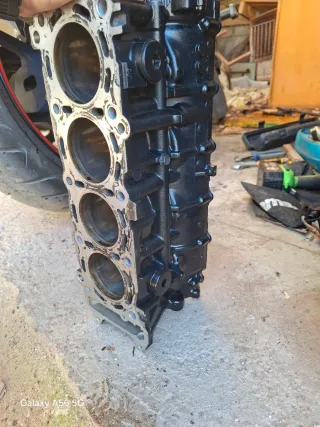 Culata inferior Suzuki GSR 600