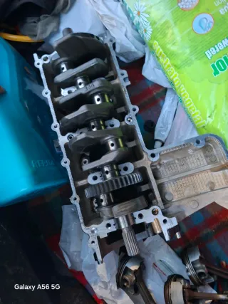 Culata inferior Suzuki GSR 600