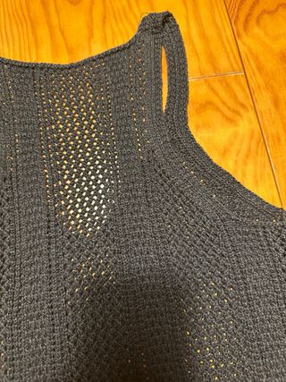 Top de punto negro Stradivarius