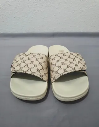 Sandalias para hombre beige y blanco