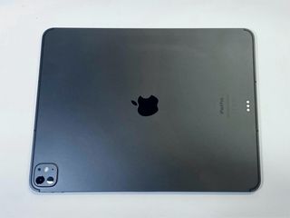 iPad Pro 13” M4 1TB Wifi+SIM + Teclado + Pencil