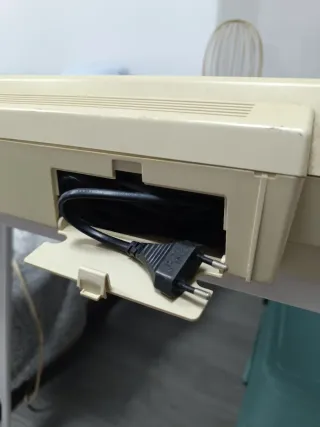 Máquina de escribir electrónica Carina 2000