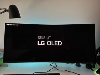 Alienware 34" OLED Curvo Gaming 3440 x 1440p gsync