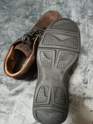 Zapatos de ante marrones