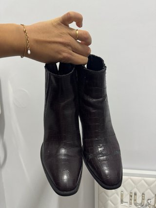Stivali ankle boots marrone taglia EUR 38 di Zara