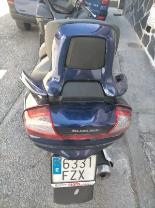 Suzuki Burgman 250 Azul