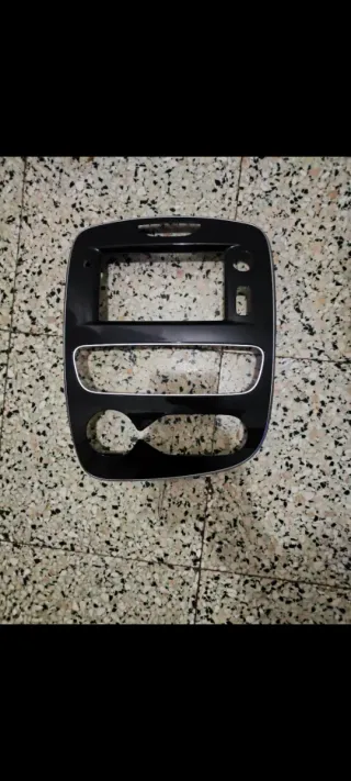 Carcasa Radio Renault Clio 4
