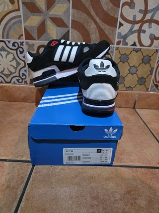 Adidas ZX 750 Azul y Blanco