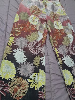 Pantalón Zara Basic Estampado Floral Talla M