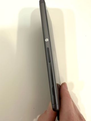 Sony Xperia XA + Cargador Sony
