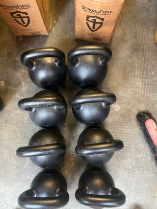 Set Kettlebell Strong First