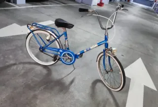 Bicicleta  BH azul