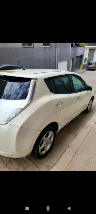 Nissan Leaf 2014