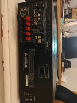 Amplificador Denon AV Negro