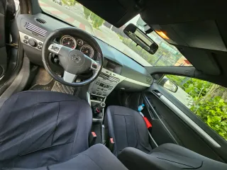 Opel Astra 2005