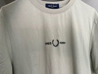 Camiseta Fred Perry