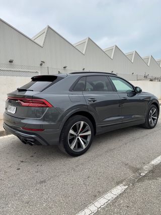 Audi Q8 2021