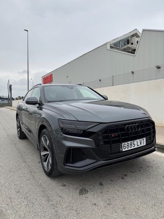 Audi Q8 2021