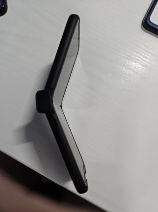 Motorola Razr 40 Ultra 256GB + Custodia Trasparente