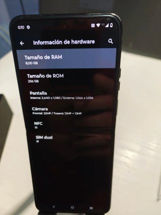 Motorola Razr 40 Ultra 256GB + Custodia Trasparente