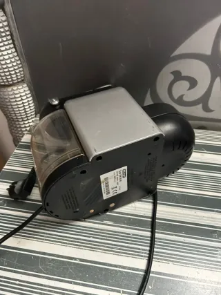 Cafetera Nespresso Delonghi EN90 no funciona