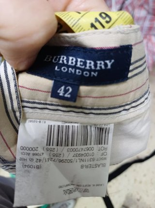 Shorts Burberry Rayas Beige