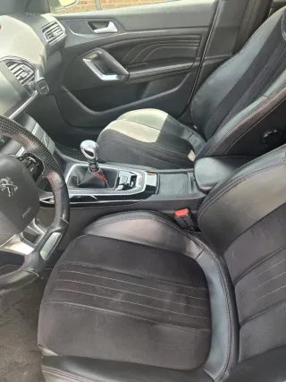 Peugeot 308 2016