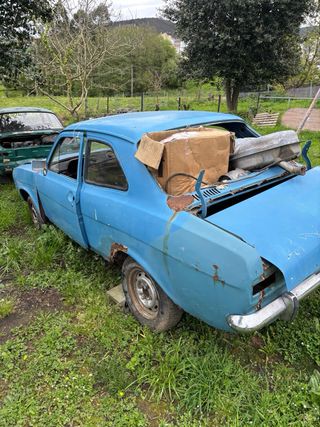 Ford Escort mk1 coupe..