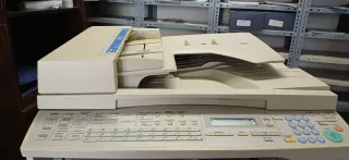 Konica 7115 Multifunción
