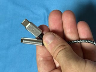 Adaptador USB-C a Jack 3.5mm (AUX)