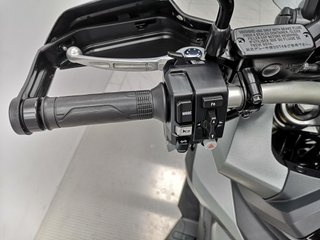 HONDA X-ADV 2023 16505 kms.