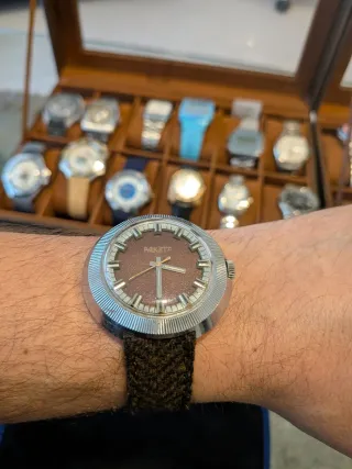 Reloj Raketa UFO Marrón y Plateado