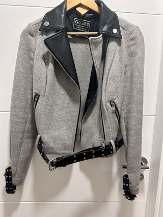 Chaqueta Guess Biker Negra y Gris