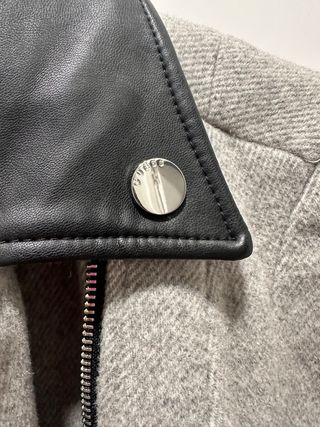 Chaqueta Guess Biker Negra y Gris