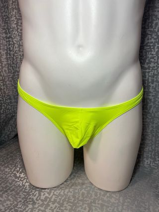 Calzoncillo verde neón