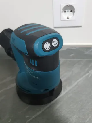 Lijadora Makita Nueva