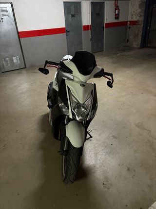 Scooter 125cc Blanca