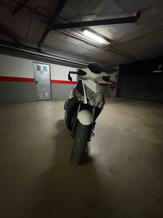 Scooter 125cc Blanca